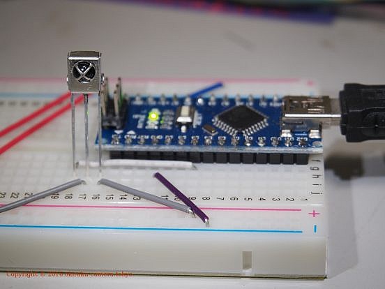 Arduino nano 互換ボードと赤外線受信モジュール